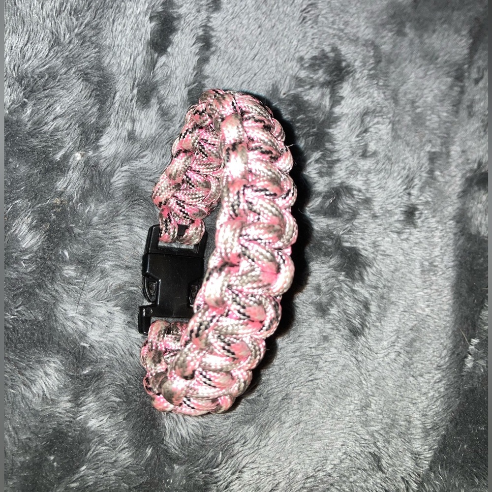 Pink camo handmade buckle bracelet